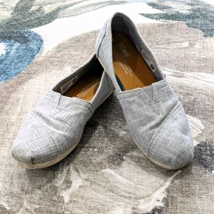 TOMS Shoes